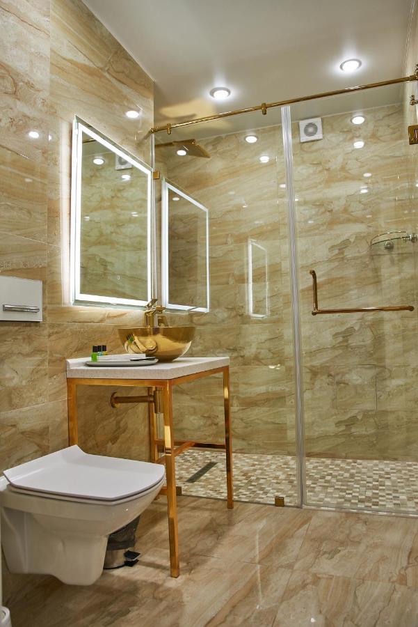 Rakhat Hotel Uralsk Luaran gambar